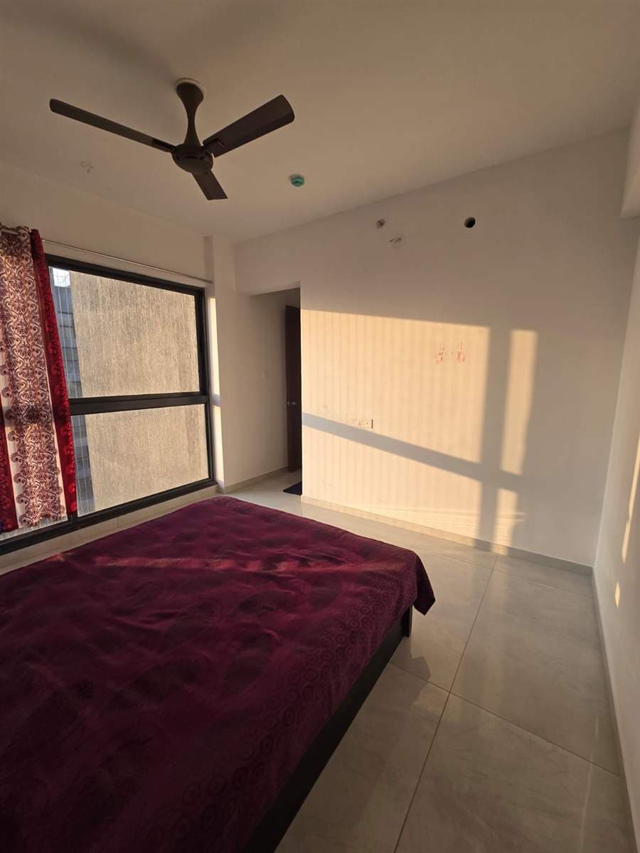 2 BHK in Mantra Mirari - Photo 11