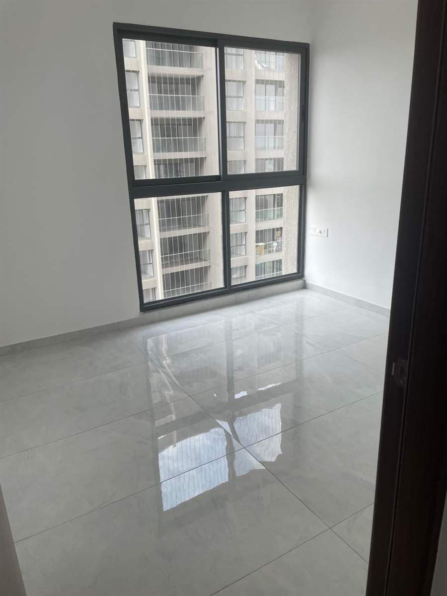 2 BHK in Mantra Mirari - Photo 6