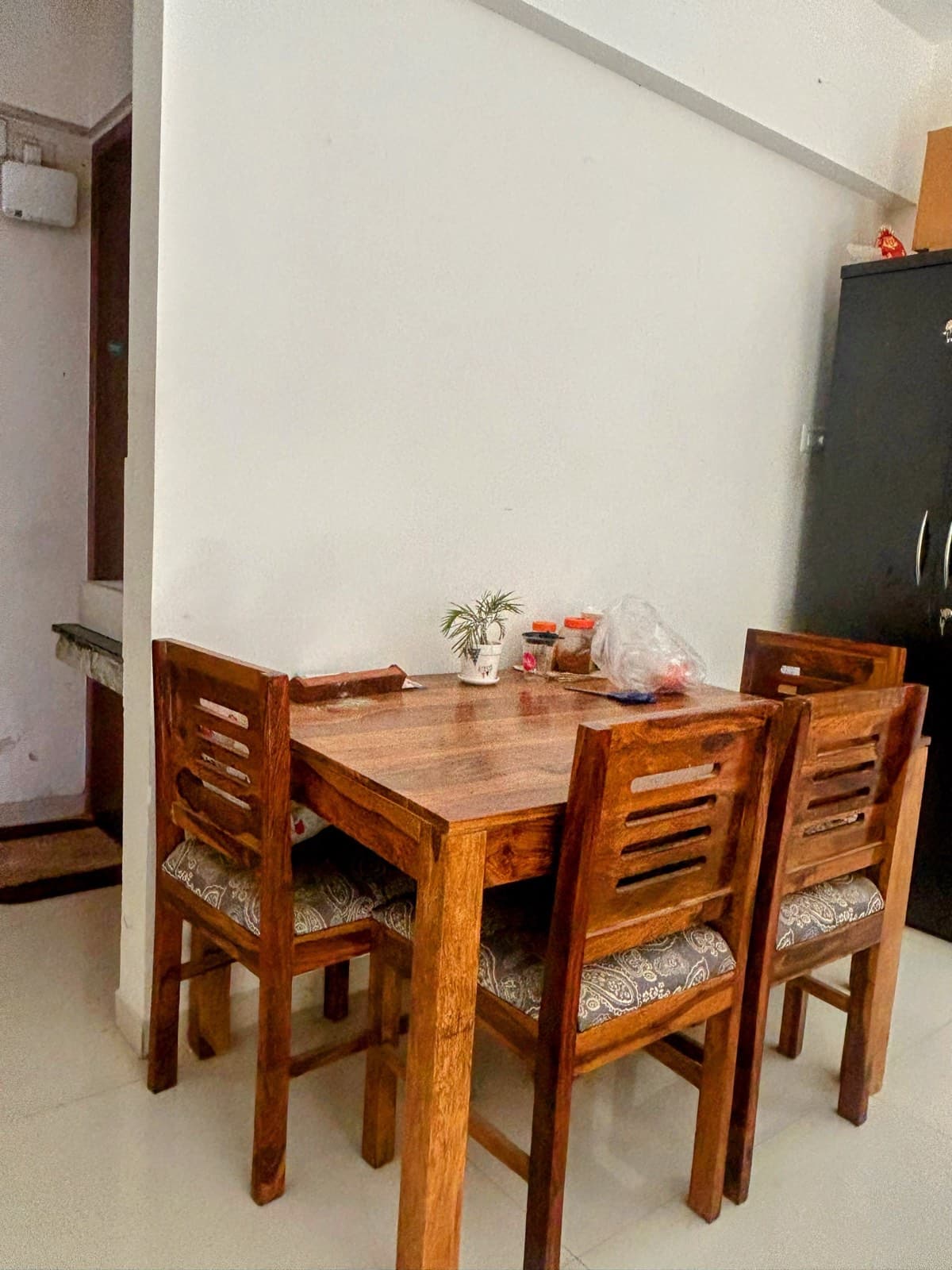 2 BHK in Zen Estate - Photo 2